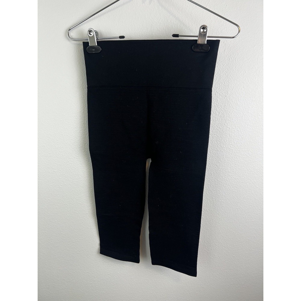 Victoria's Secret Women's Shorts Medium Stretch High Waisted Ribbed Activewear